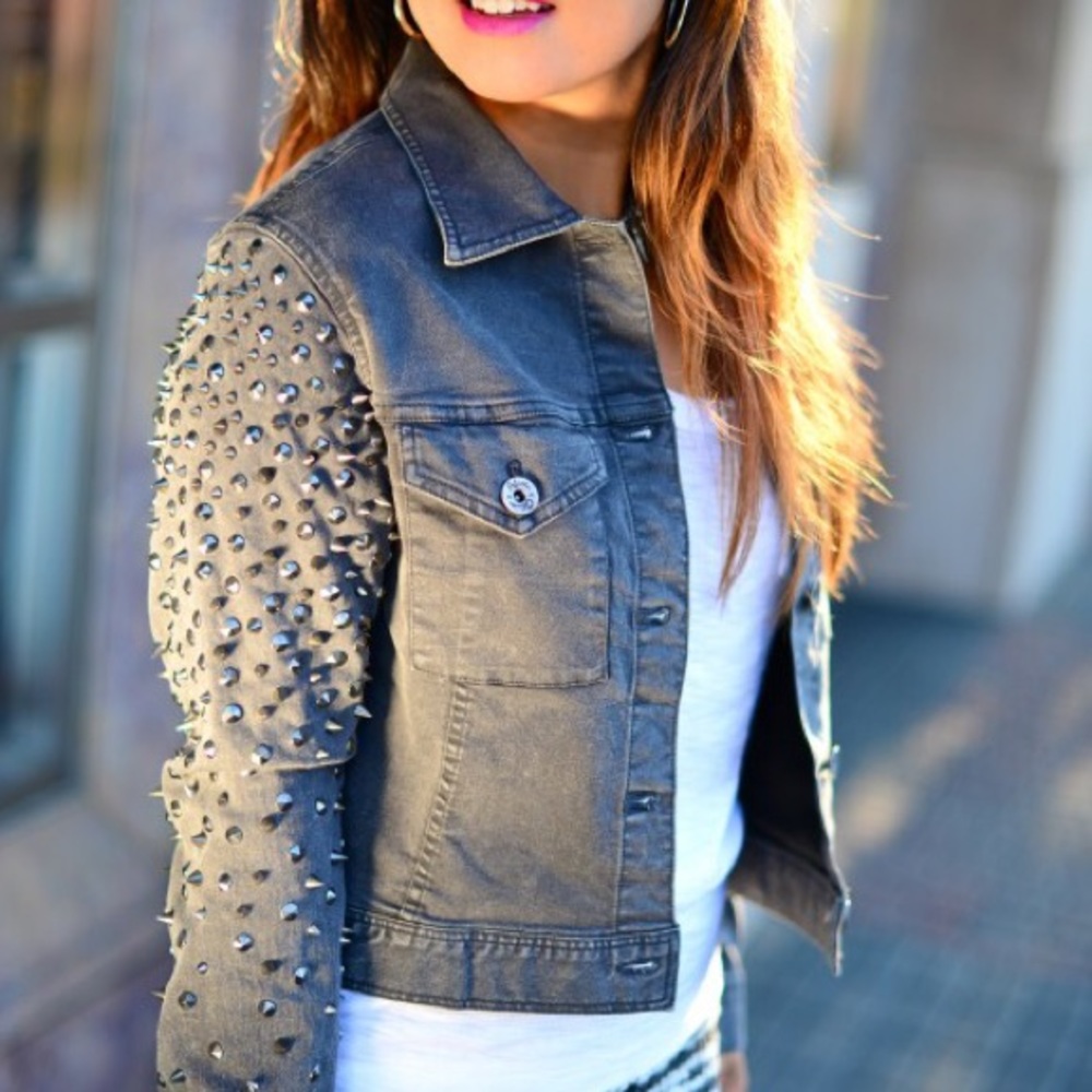 ALICE & OLIVIA Grey Denim Studded Jacket!!!